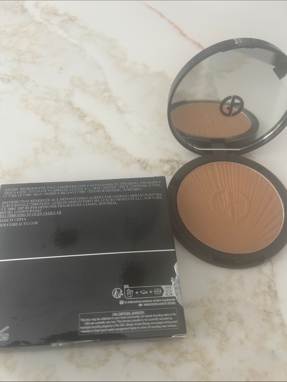 Giorgio Armani luminous silk Bronzing Powder - shade 90 - Picture 4 of 6